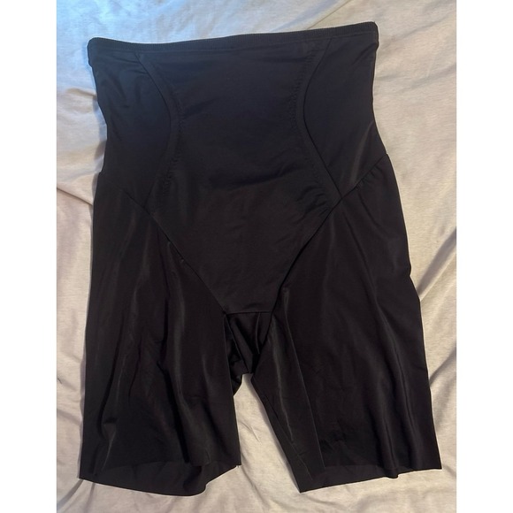 NEW Maidenform Plus Size Black High Waisted Tummy Control Shapewear Shorts, 3X - Picture 1 of 4